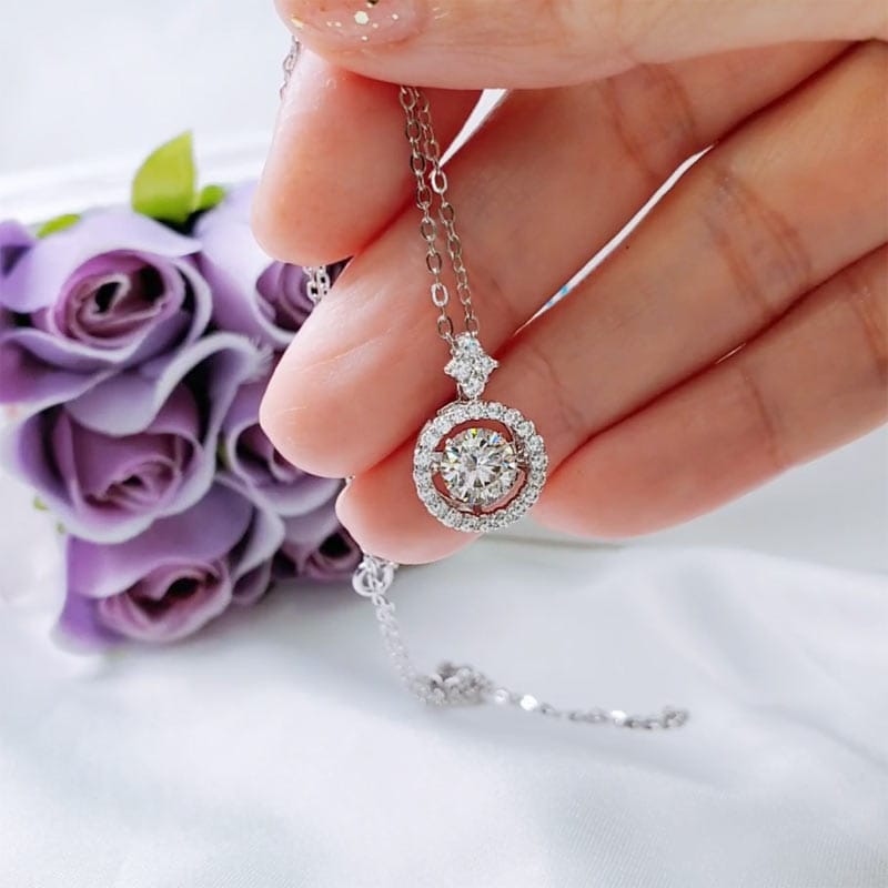 Lumora Grace Moissanite Necklace (1 Ct) | Jewelsentials Lumora Grace Moissanite Necklace (1 Ct) - Image 4