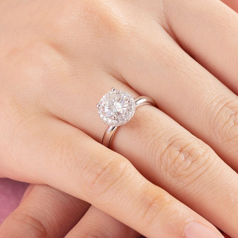 Celestine Moissanite Halo Ring (1.5 Ct) | Jewelsentials Celestine Moissanite Halo Ring (1.5 Ct) - Image 2