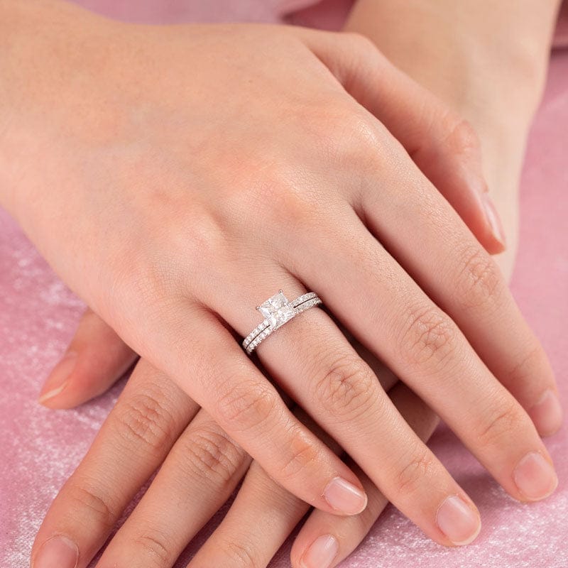 Solene Princess Moissanite Ring (1 Ct) | Jewelsentials Solene Princess Moissanite Ring (1 Ct) - Image 2