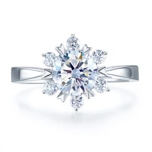 Elowen Grace Moissanite Ring (1 Ct)