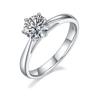 Lucent Grace Moissanite Solitaire Ring (1 Ct)