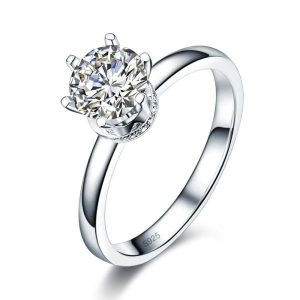 Solara Grace Moissanite Halo Ring (1 Ct)