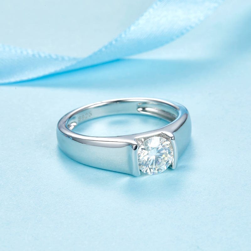 Valeron Men’s Moissanite Ring (1 Ct) | Jewelsentials Valeron Men’s Moissanite Ring (1 Ct) - Image 4