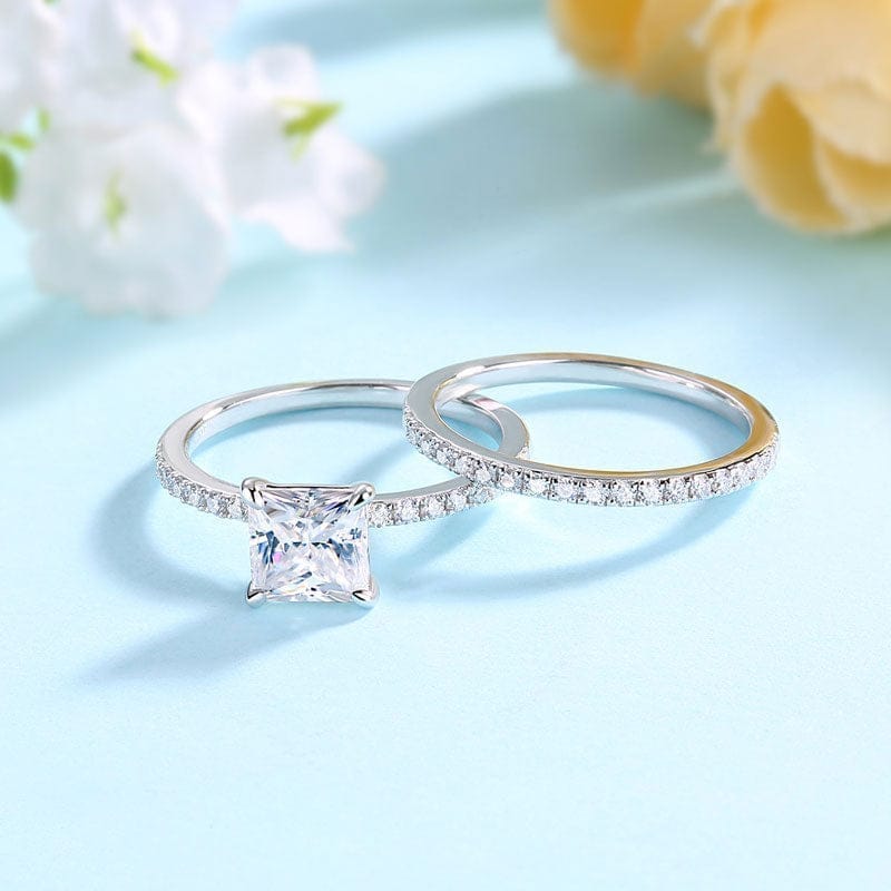 Solene Princess Moissanite Ring (1 Ct) | Jewelsentials Solene Princess Moissanite Ring (1 Ct) - Image 4