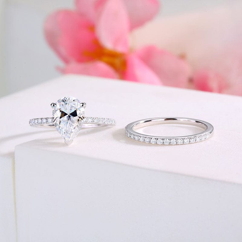 Seraphina Pear Moissanite Ring (2 Ct) | Jewelsentials Seraphina Pear Moissanite Ring (2 Ct) - Image 6