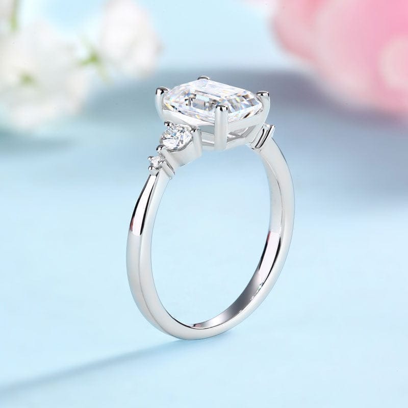 Aurielle Emerald Moissanite Ring Set (2 Ct) | Jewelsentials Aurielle Emerald Moissanite Ring Set (2 Ct) - Image 4
