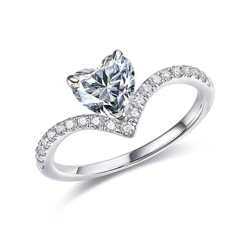 Lyra Heart Moissanite Ring (1 Ct) | Jewelsentials Lyra Heart Moissanite Ring (1 Ct) - Image 3